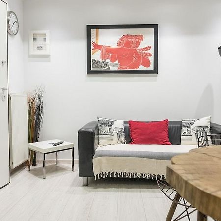 Acropolis Cozy Studio By Livin Urbban Atenas Exterior foto