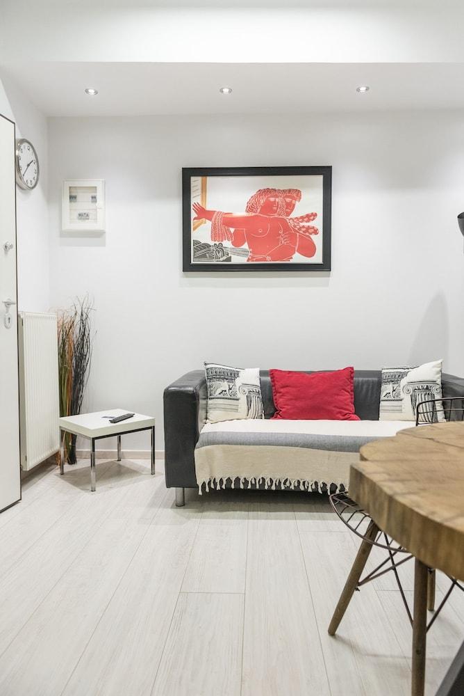 Acropolis Cozy Studio By Livin Urbban Atenas Exterior foto